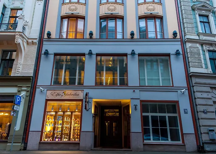 Chessboard In Old Town Riga, Coffee Included Dzīvoklis *
