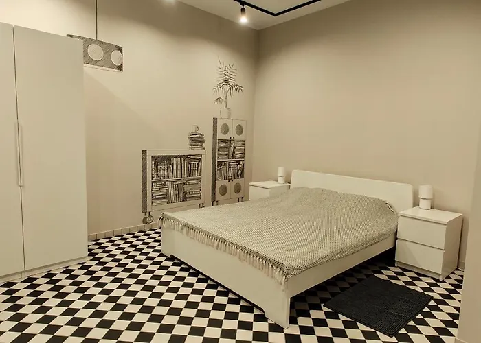 Chessboard In Old Town Riga, Coffee Included Apartamento